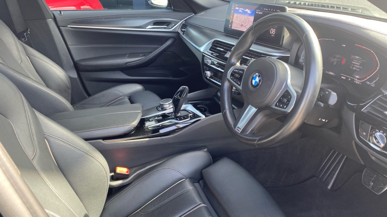 BMW 5 Series 520d xDrive MHT M Sport 4dr Step Auto Diesel Saloon